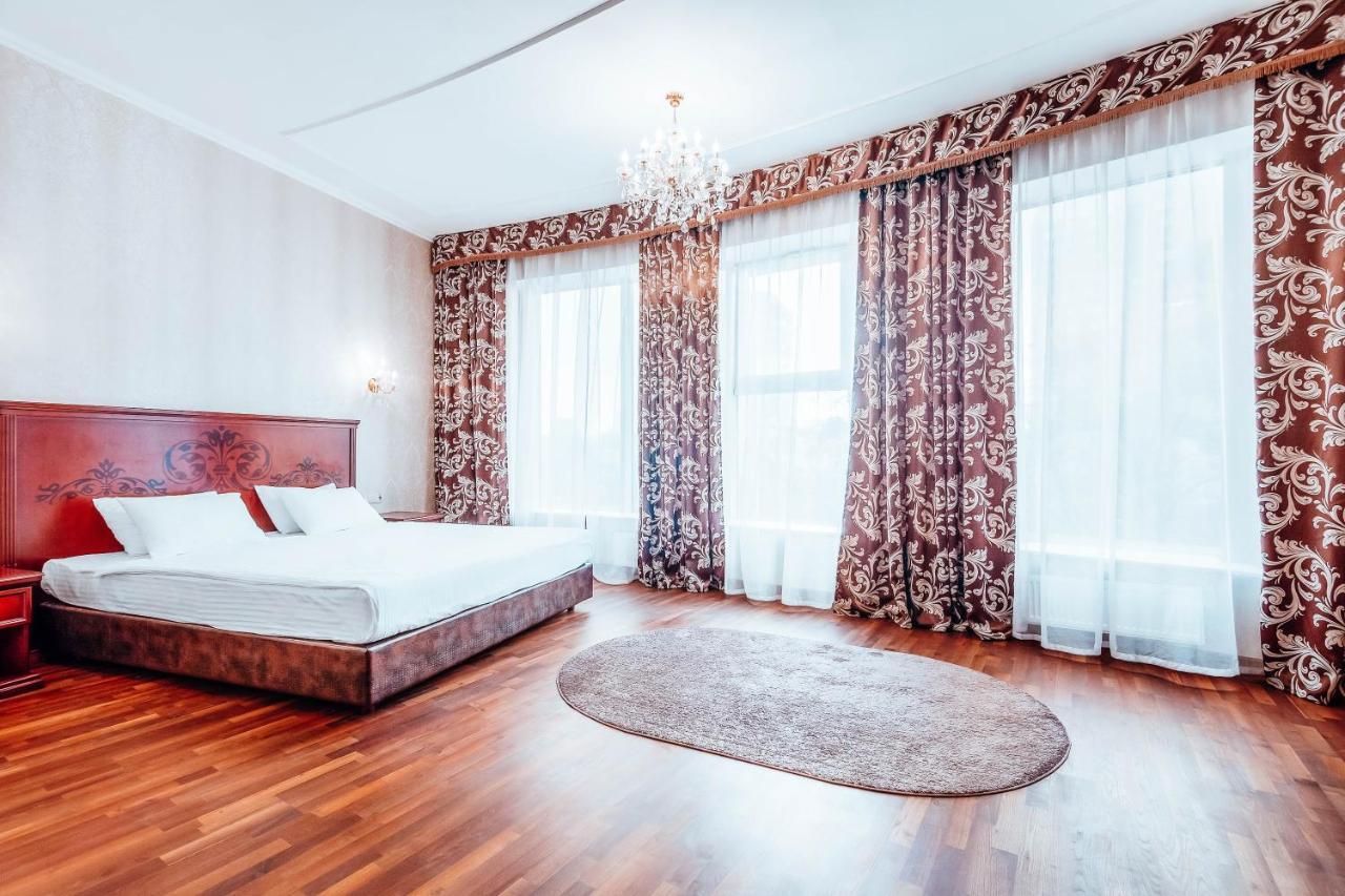 Black Sea Hotel Kiev Bagian luar foto