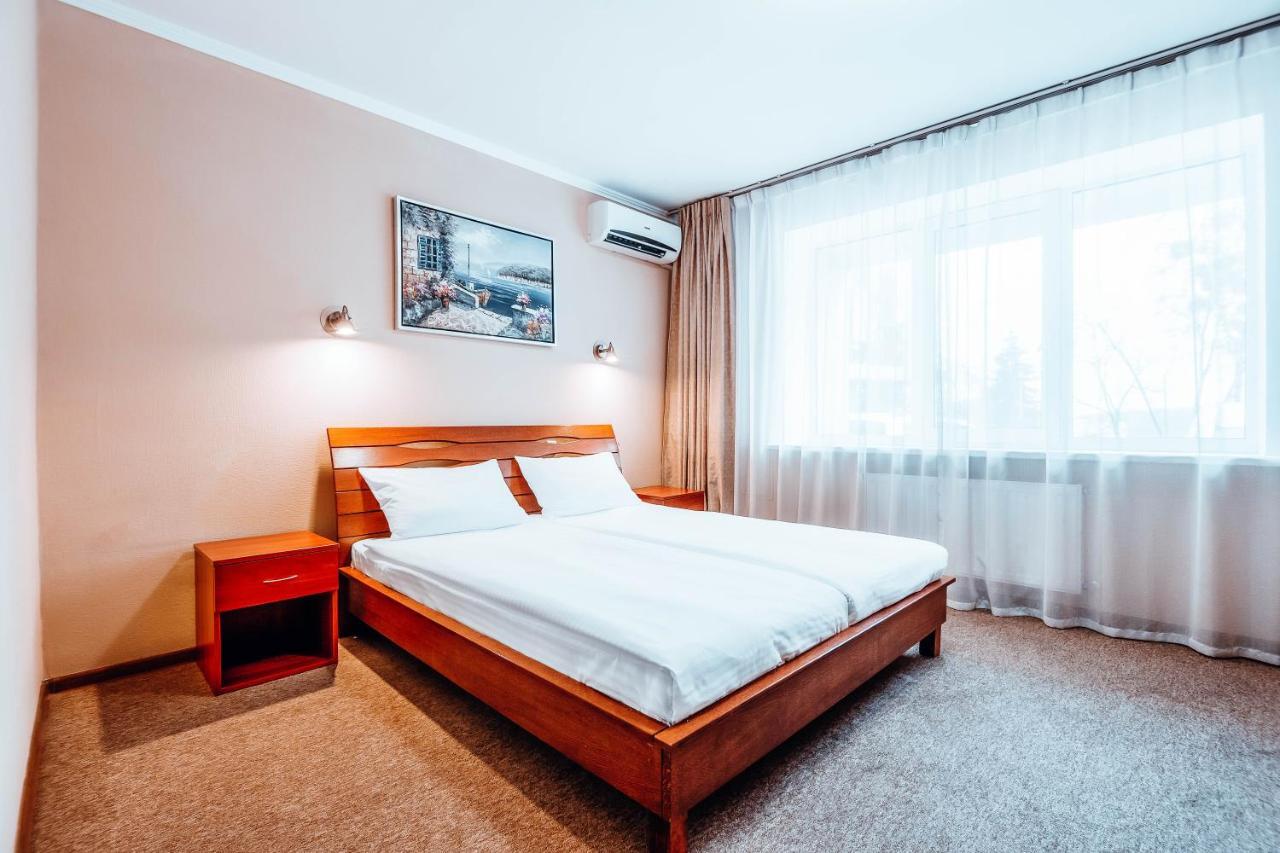 Black Sea Hotel Kiev Bagian luar foto
