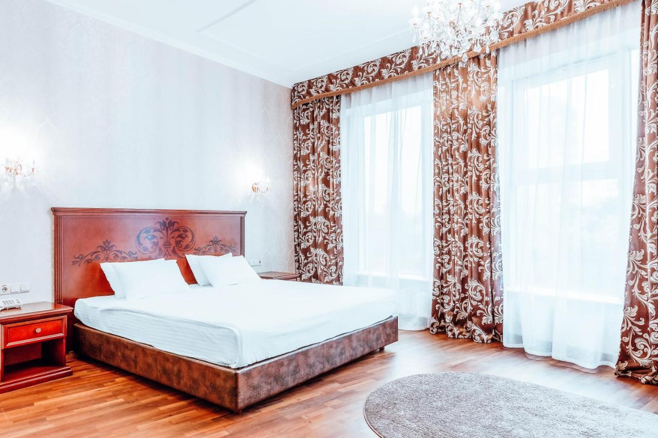 Black Sea Hotel Kiev Bagian luar foto
