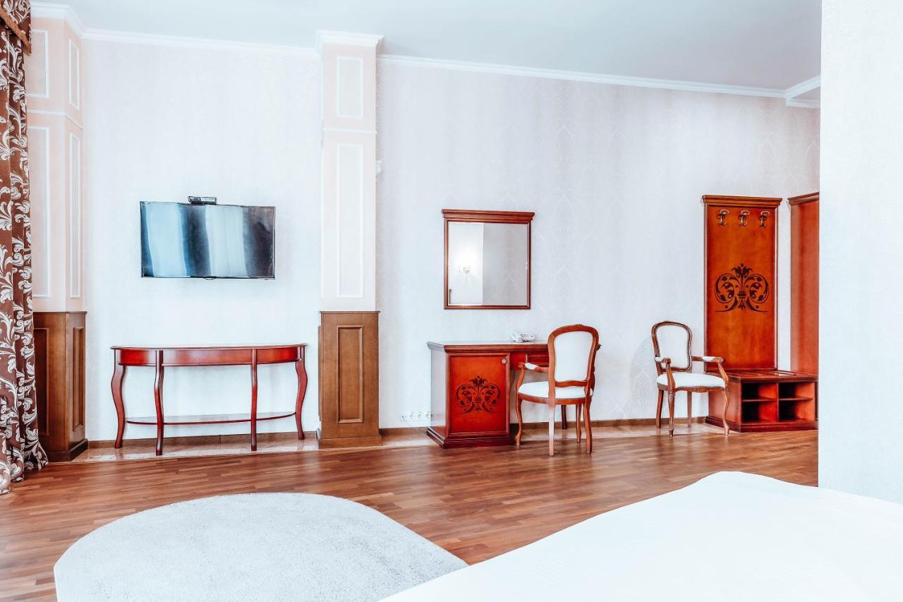 Black Sea Hotel Kiev Bagian luar foto